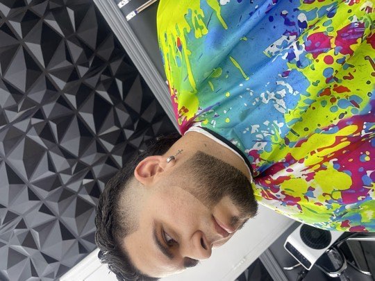 Beard lined up with a razor, with a sharp outline